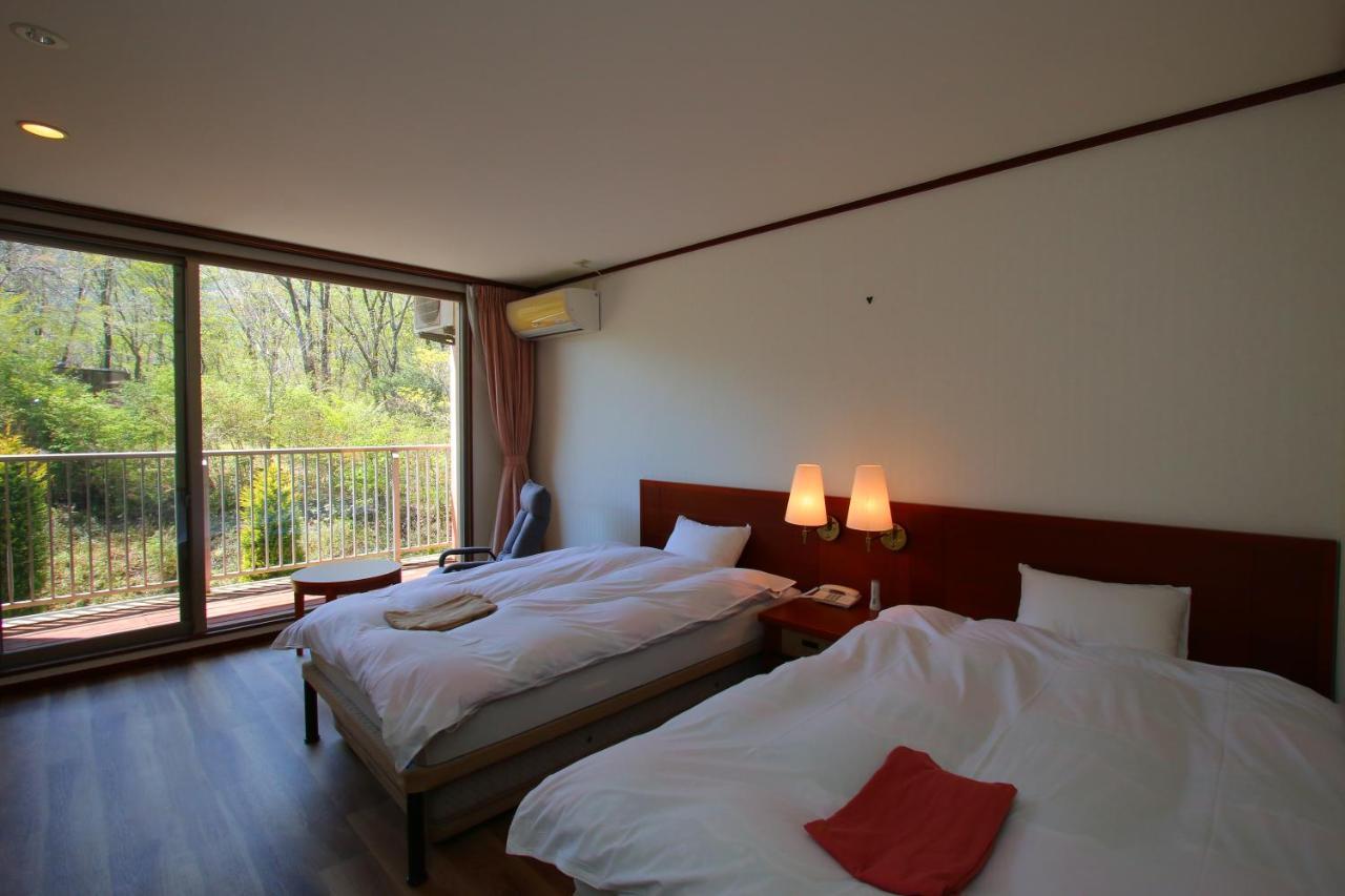 Hokkein-Onsen Kougen-Terrace Hotel Kokonoe Ngoại thất bức ảnh